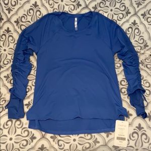 Fabletics sports long sleeve top